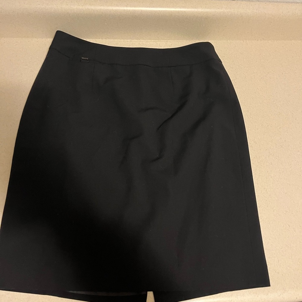 Calvin Klein Elegant Black Skirt